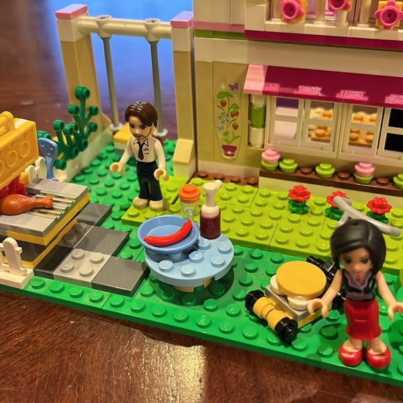 Retired LEGO Friends, Olivia's House - 3315 - Picture 6 of 8